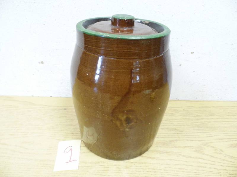 Crock w Lid
