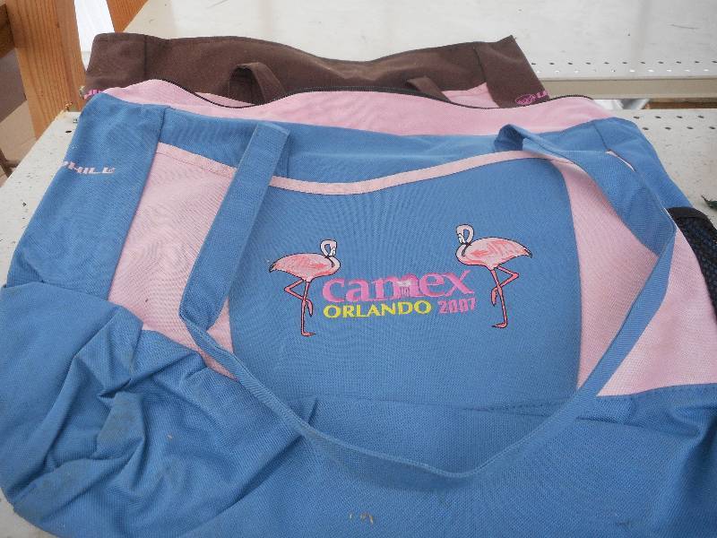 lot 40 image: 2 CANVAS CARRY BAGS
