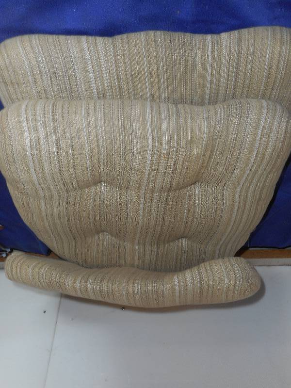 lot 62 image: 3 CHAIR CUSHIONS