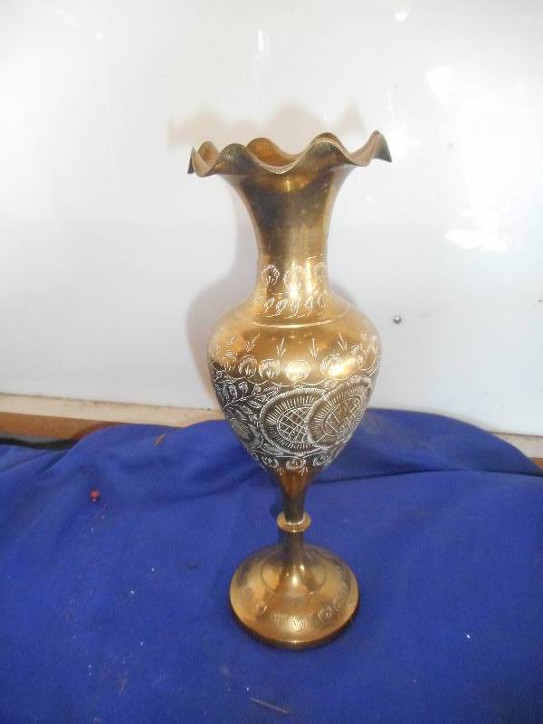 lot 82 image: IMPRINTED BRASS VASE