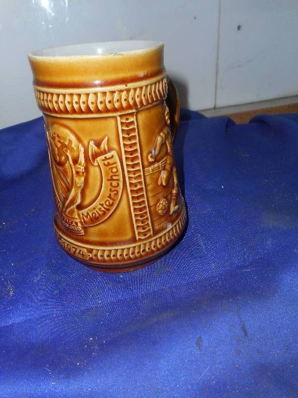lot 84 image: VINTAGE MIESTER SHAFT BEER STEIN