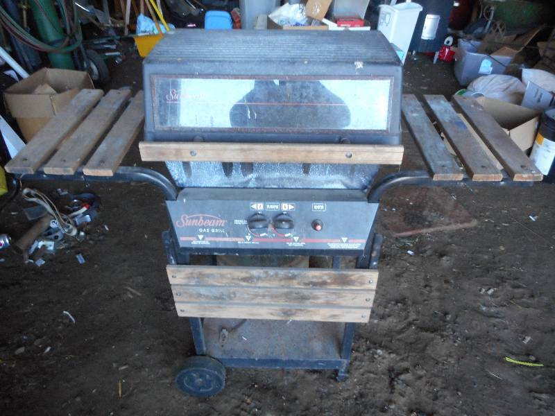 lot 120 image: SUNBEAM GRILL WITH TANK