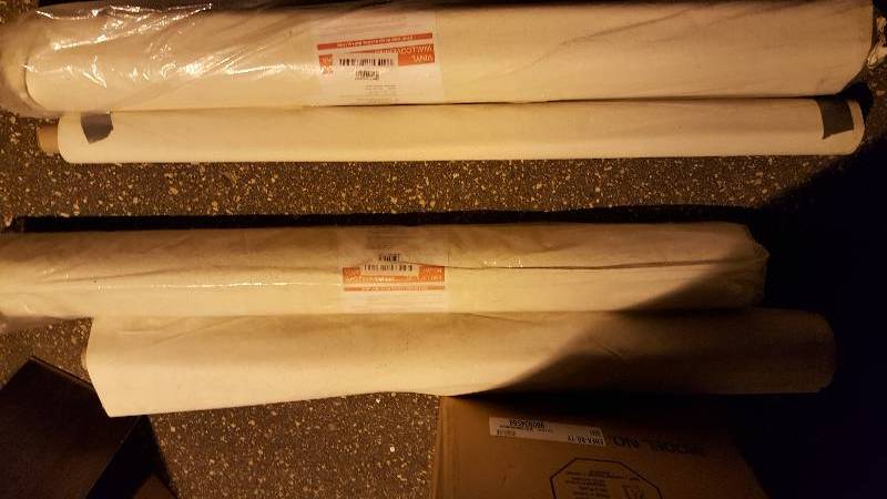 Commercial tan & beige Wall paper 4 rolls