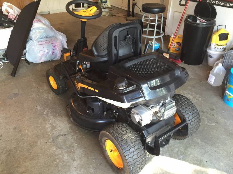 2012 Poulan Pro Riding Lawn Mower 2012 Poulan Pro Riding Lawn Mower