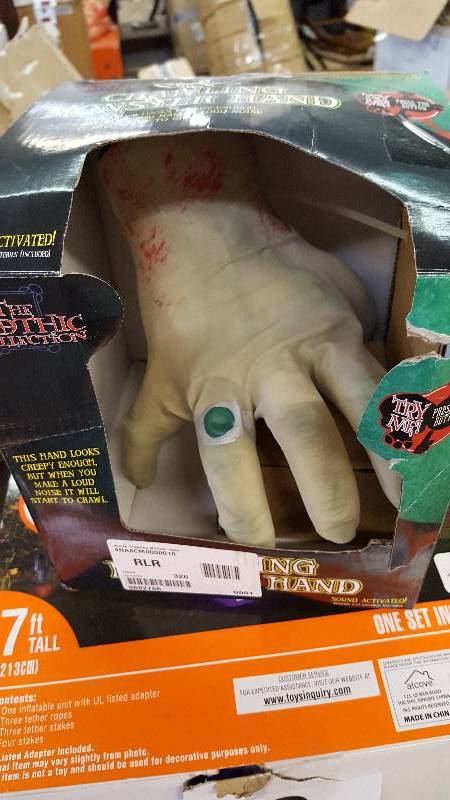 lot 5 image: Crawling Monster Hand