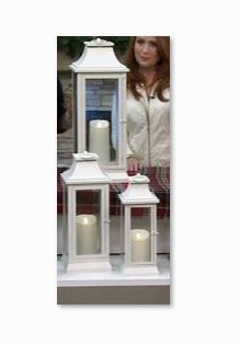 lot 31 image: Luminara 16 Heritage Indoor Outdoor Lantern with Flameless Candle & Remote-IVORY