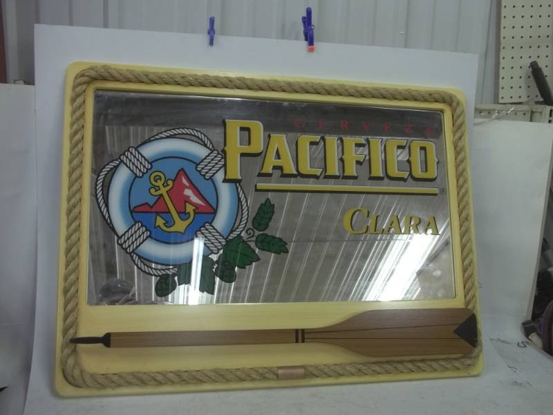lot 15 image: Fantastic Pacifico Clara large beer mirror 36 x 27
