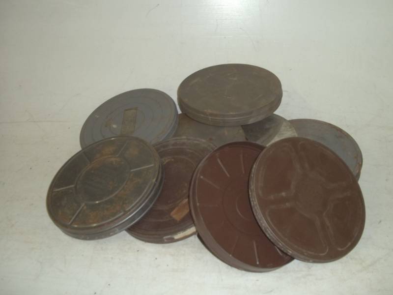lot 79 image: Old movie film canisters 16mm