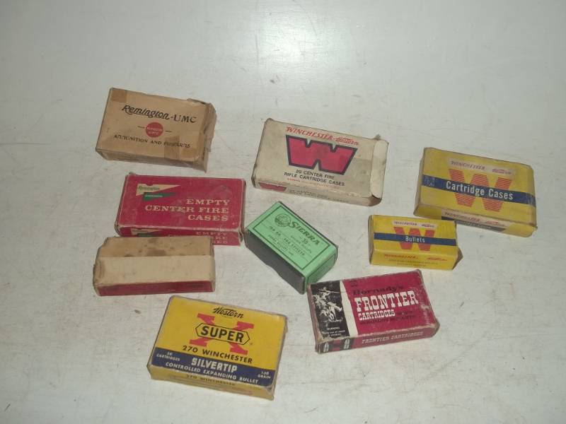 lot 95 image: Vintage shell boxes