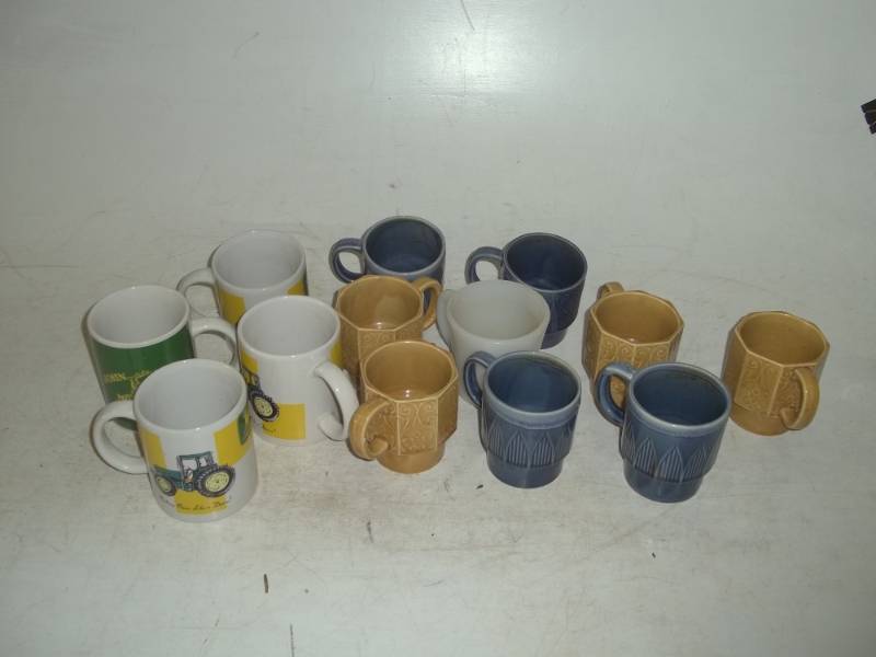 lot 123 image: Coffee mugs including John deer mugs