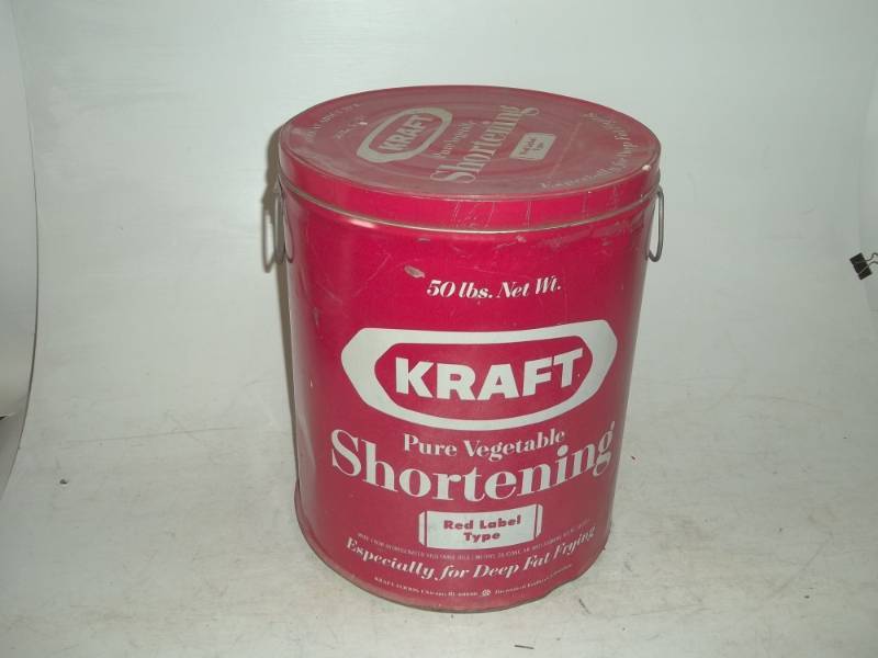lot 131 image: 50 pound Kraft pure vegetable shortening can