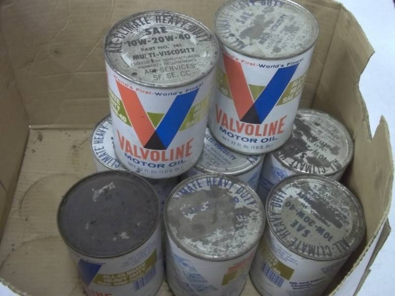 lot 206 image: 10 one quart valvoline oil cans multi viscosity