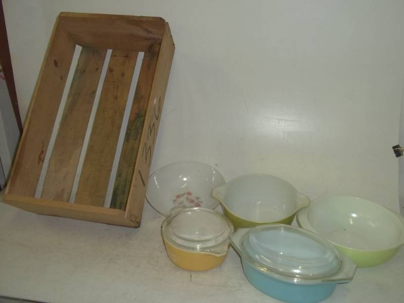 lot 246 image: Pyrex dishes, casserole dishes and wood crate