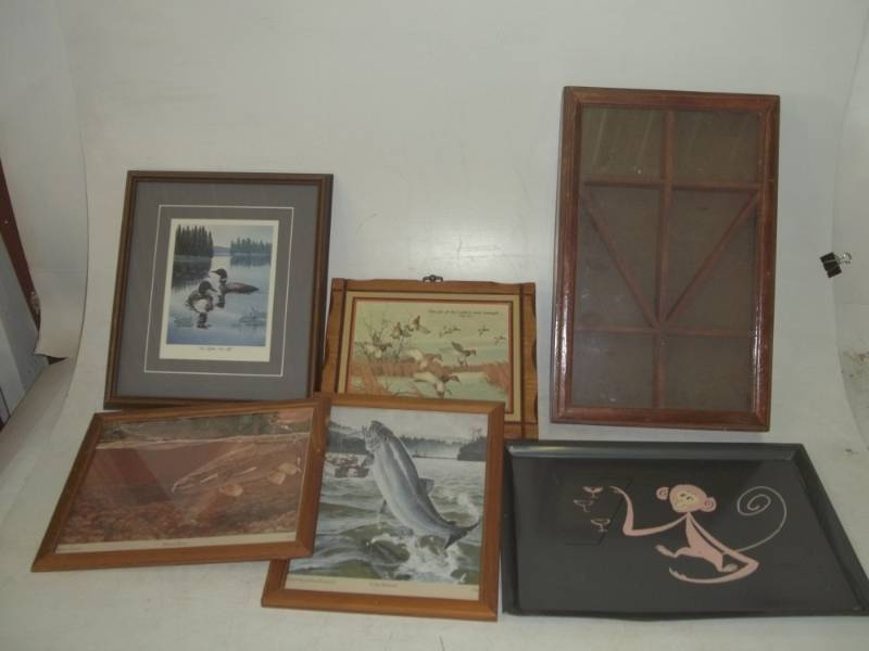 lot 264 image: Assortment of vintage pictures, a monkey tray and shadow box, 17 x 11