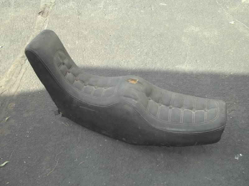 lot 294 image: Vintage 2 seat motorcycle seat