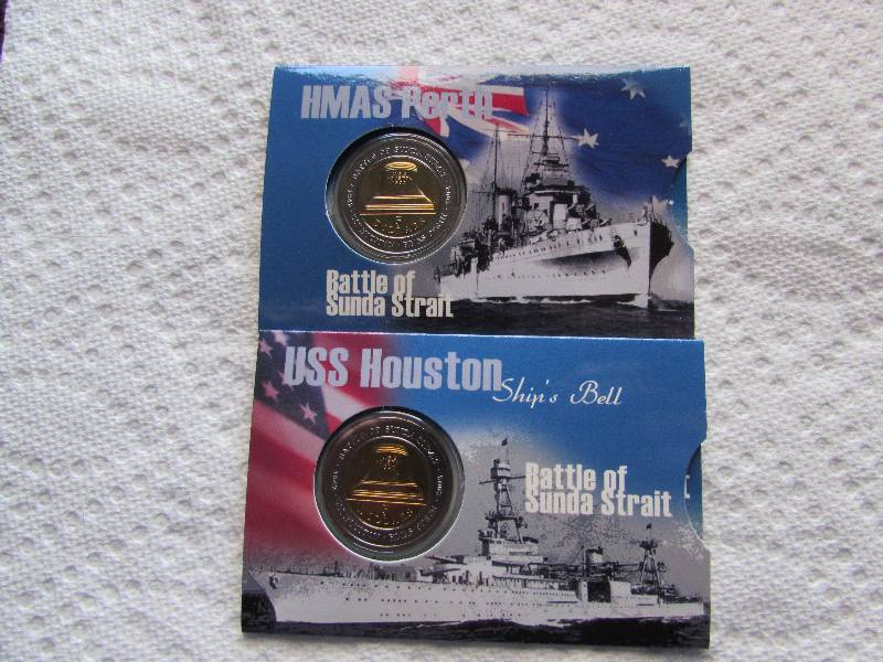 LOT OF 2 AUSTRAILIAN 5 DOLLAR COINS...