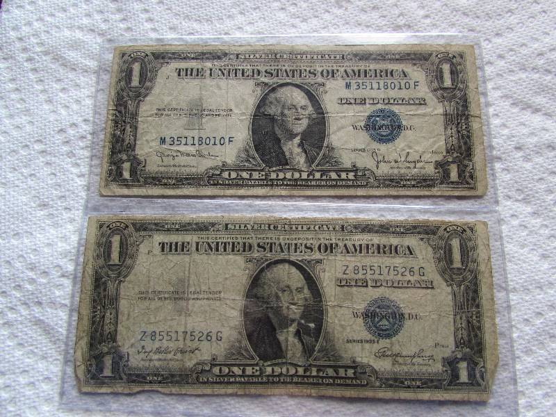 LOT OF 2 1935 D AND E SERIES SILVER...