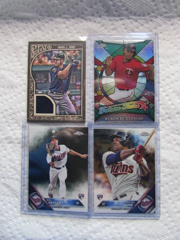 LOT OF 4 MN TWINS BASEBALL CARDS, I...