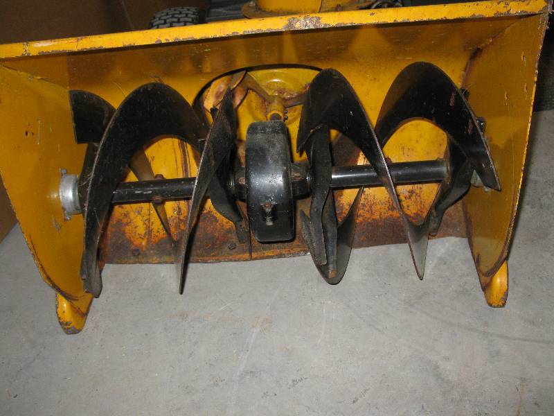 Snoflite Snow Blower