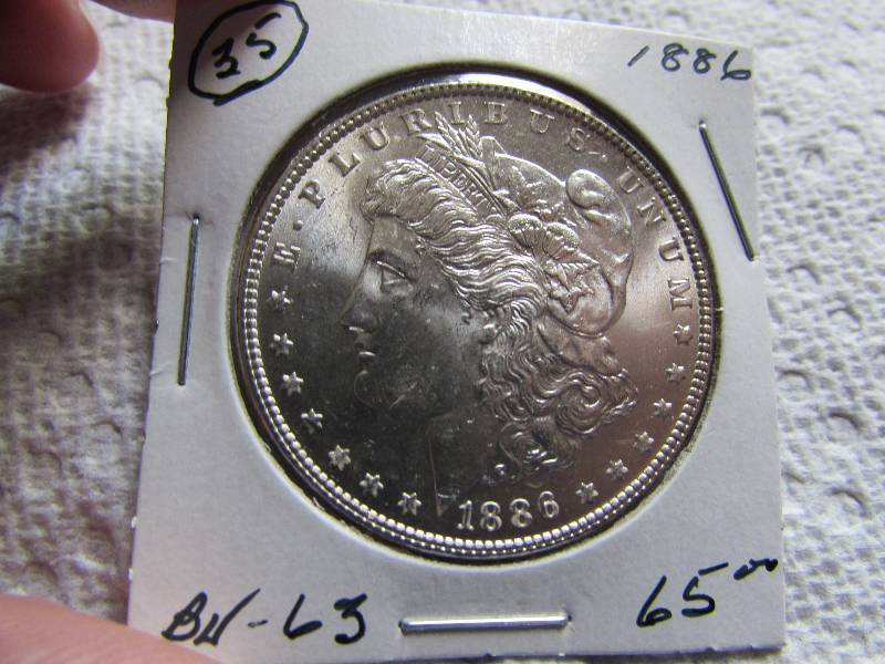 1886 MORGAN SILVER DOLLAR
