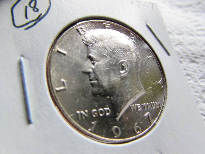 1967 KENNEDY SILVER HALF - BU