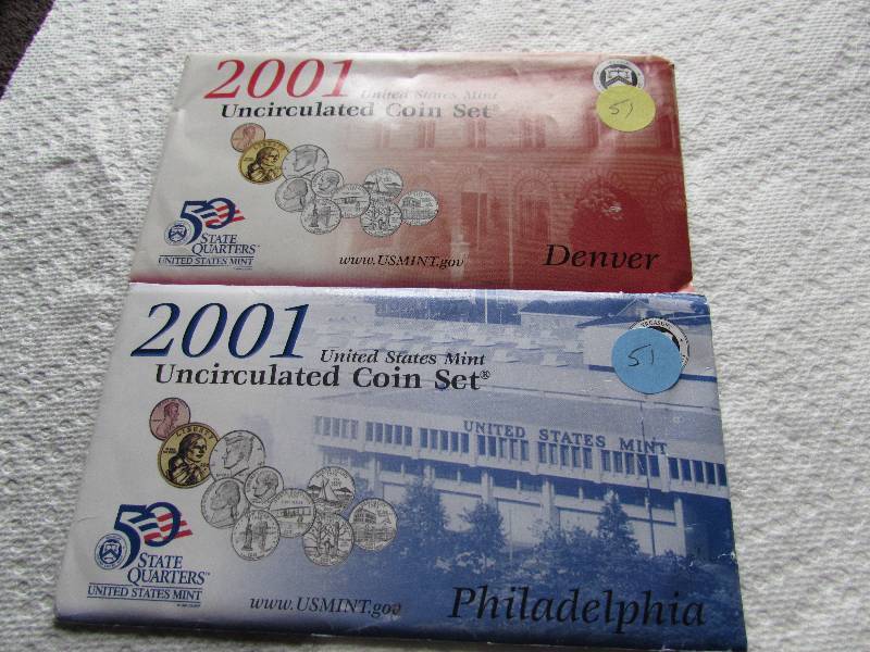 2001 P&D US MINT SET, W SAC DOLLARS AND STATE QUARTERS