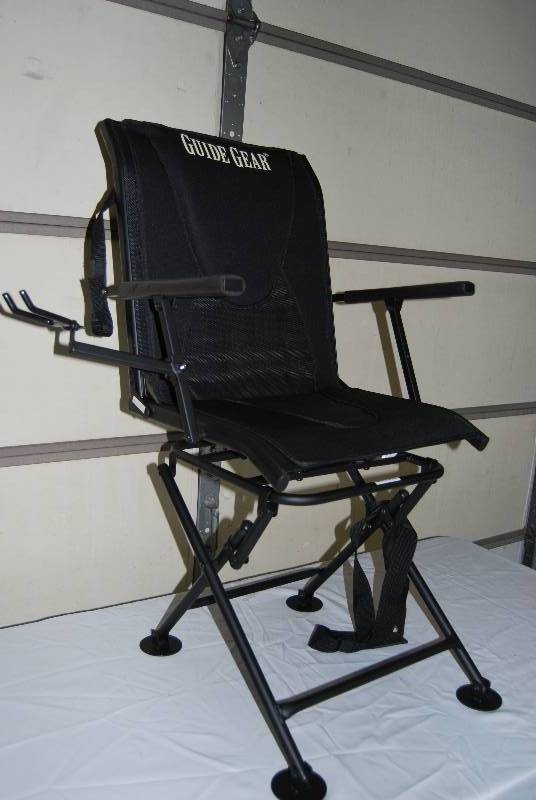lot 21 image: Ground Blind Chair
