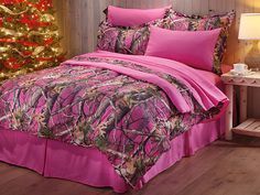 lot 66 image: Queen Bed Set