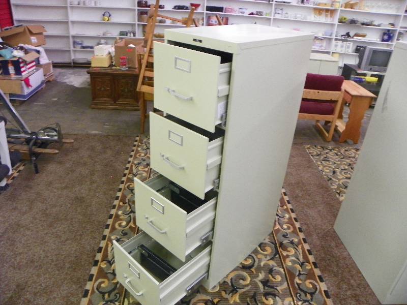 lot 63 image: AndersonHickey 4 drawer metal filing cabinet