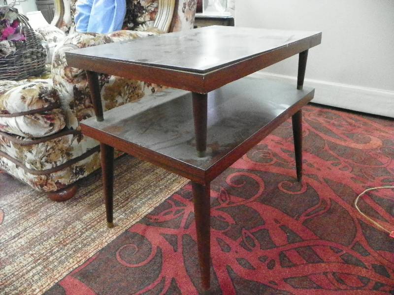 lot 77 image: Side table