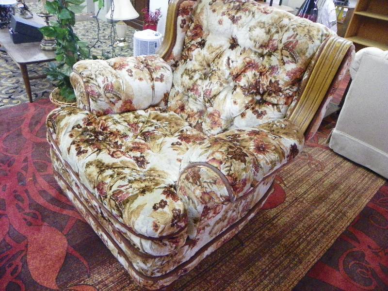 lot 78 image: arm chair