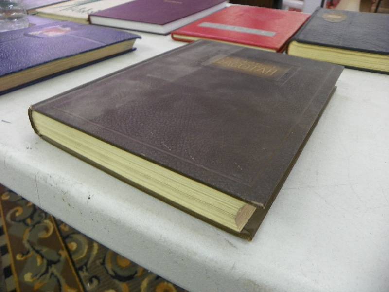 lot 89 image: 1926 University of North Dakota annual, the Dacotah