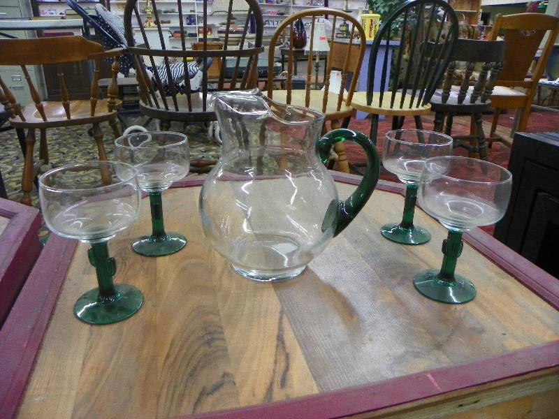 lot 120 image: Glass pitcher and 4 goblets