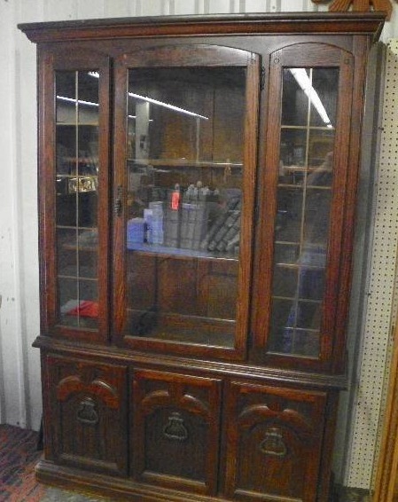 lot 160 image: China hutch, some wear around the edges