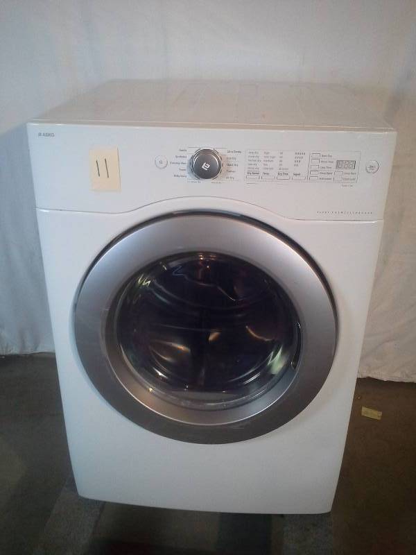 lot 11 image: Asko Dryer