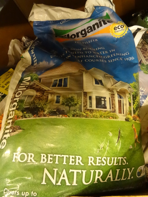 NEW Qty 2 Bags Milorganite Natural Iron Fertilizer Non Burning approx 60 lbs total