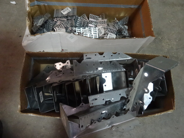 NEW Lot Double Joist Hangers and Rafter Connectors. Green Bin Not Included