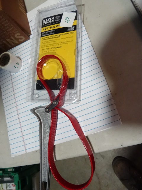 NEW Klein Tools Strap Wrench
