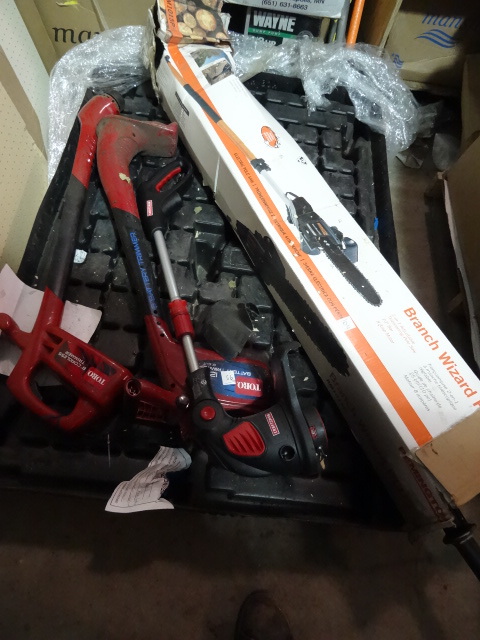 LOT Qty 2 Toro Weed Whips, Qty 1 Craftsman Weed Whip and Qty1 Remington Branch Wizard Plus Electric Pole Saw