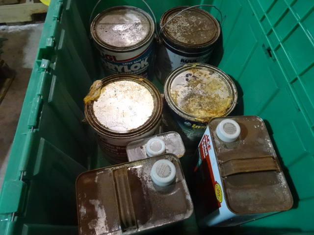 NEW LOT ENTIRE BIN Incl. Qty 2 Gallons Xylene, Qty 1 Gallon Dryloc, Qty 1 Gallon Latex Semi Gloss Pint, Qty 1 Gallon Roof Coating, Qty 1 Gallon Roof Cement. Green Bin Not Included