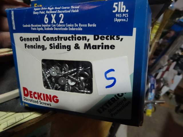 NEW 5 lb Box Deck Screws, Coated, No. 6 x 2 in
