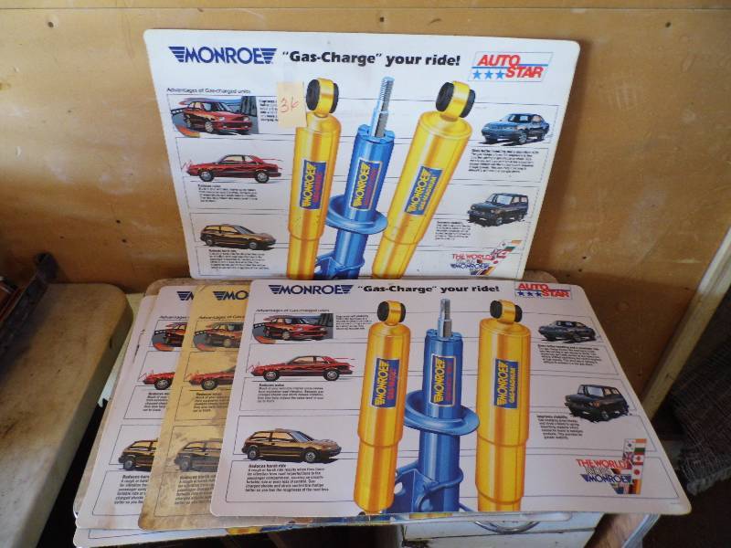 5 Monroe Shocks Desk Pads