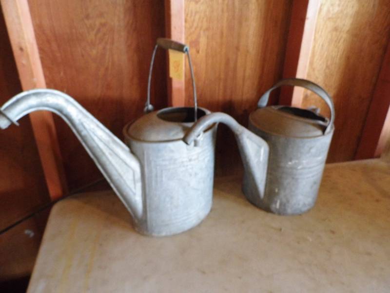 2 Water Cans