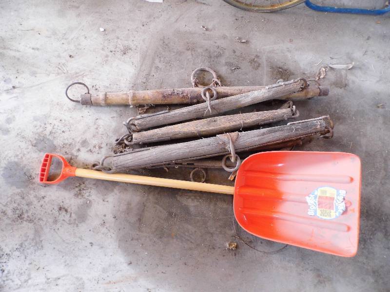 Yokes - Shovel
