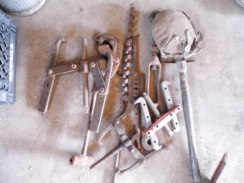 Shovel - Wheel Pullers - Tools