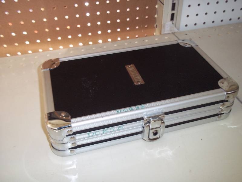 11 x 6 x 2 metal case