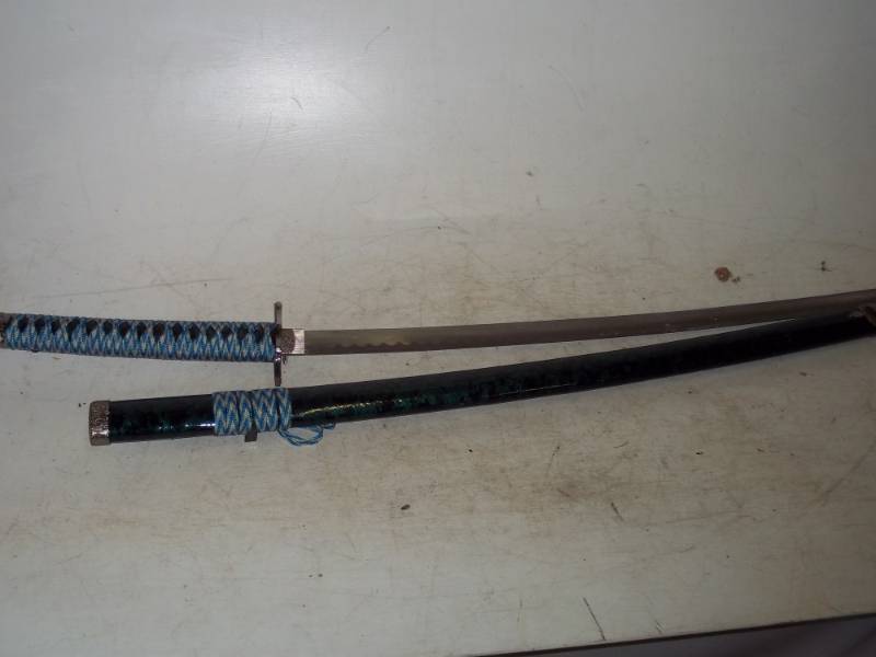 Green and blue samari sword 27