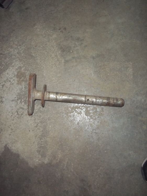 Large hitch pin 9 x 1