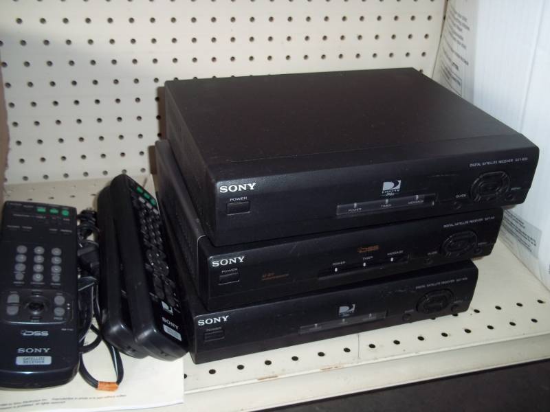 3 Sony satellite receivers with remotes