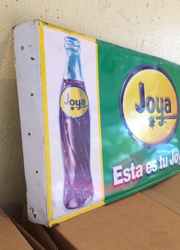 Toma Joya Flange Sign